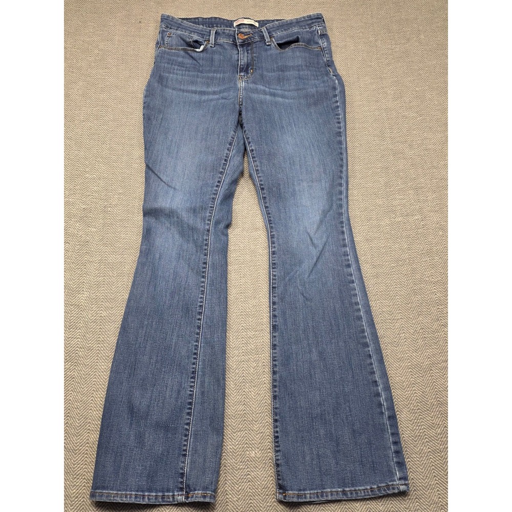 Signature  Levi Strauss Mens Mid-Rise Bootcut Jeans Blue Medium Wash 12L W31 L34